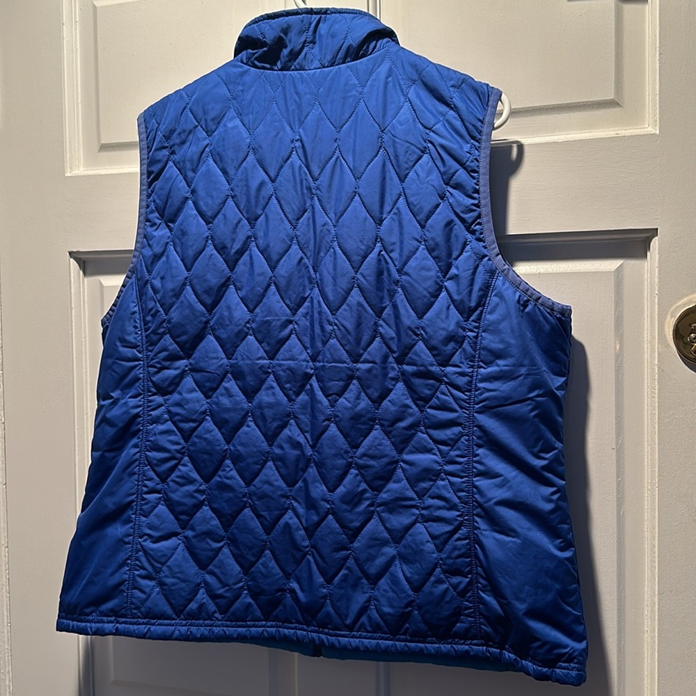 LLBean reversible vest - Picture 3 of 9